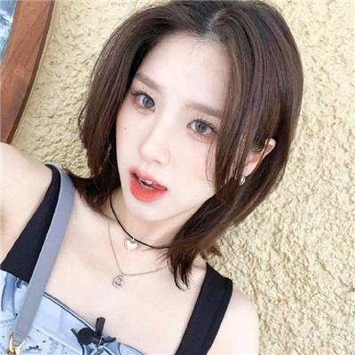 早上下班的女人